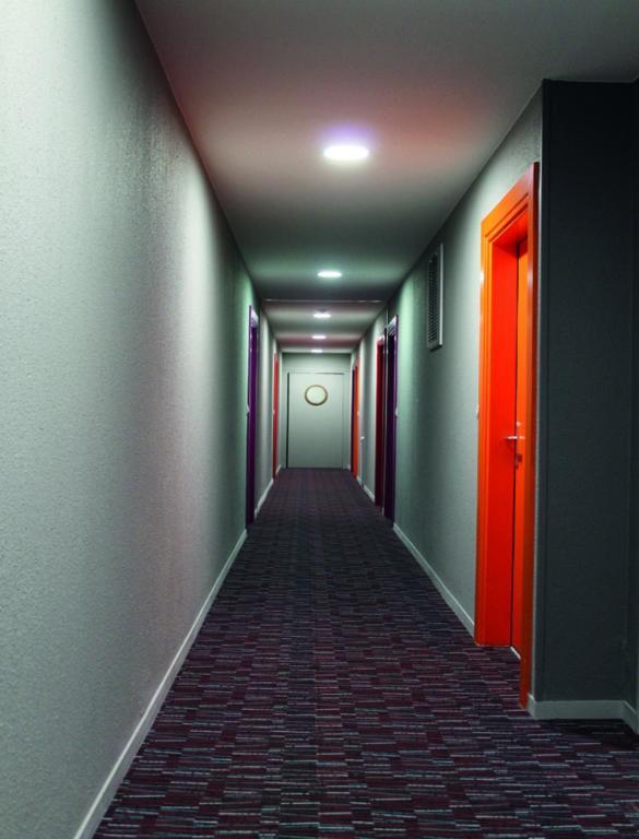 Uxco Omega Rouen Apartment Exterior photo